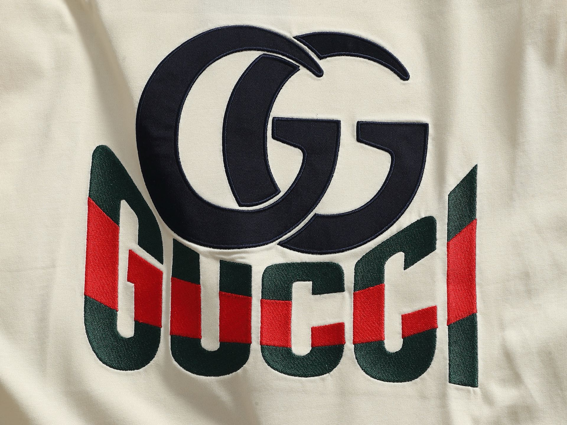 Gucci clothing-145