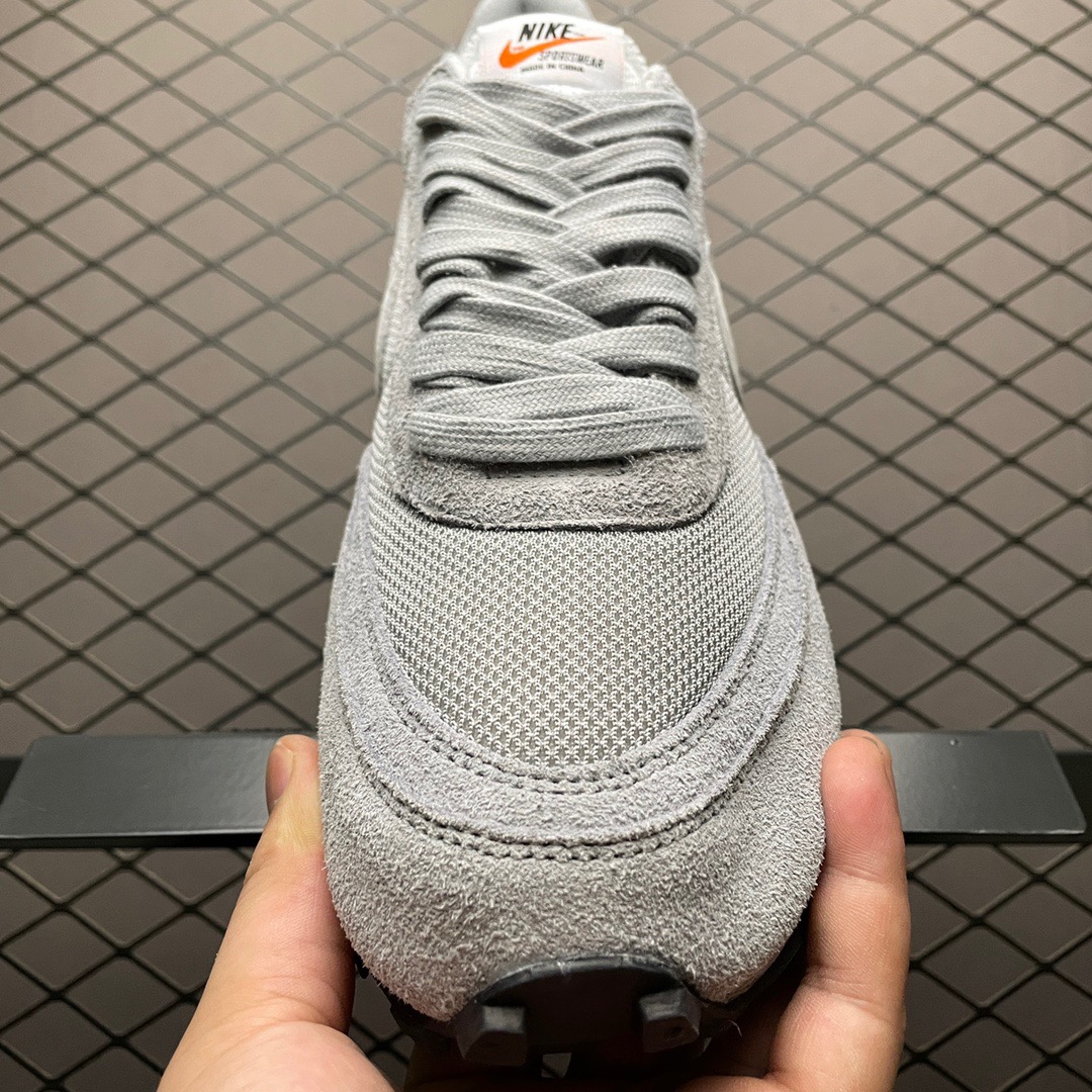 Nike Sneakers-213