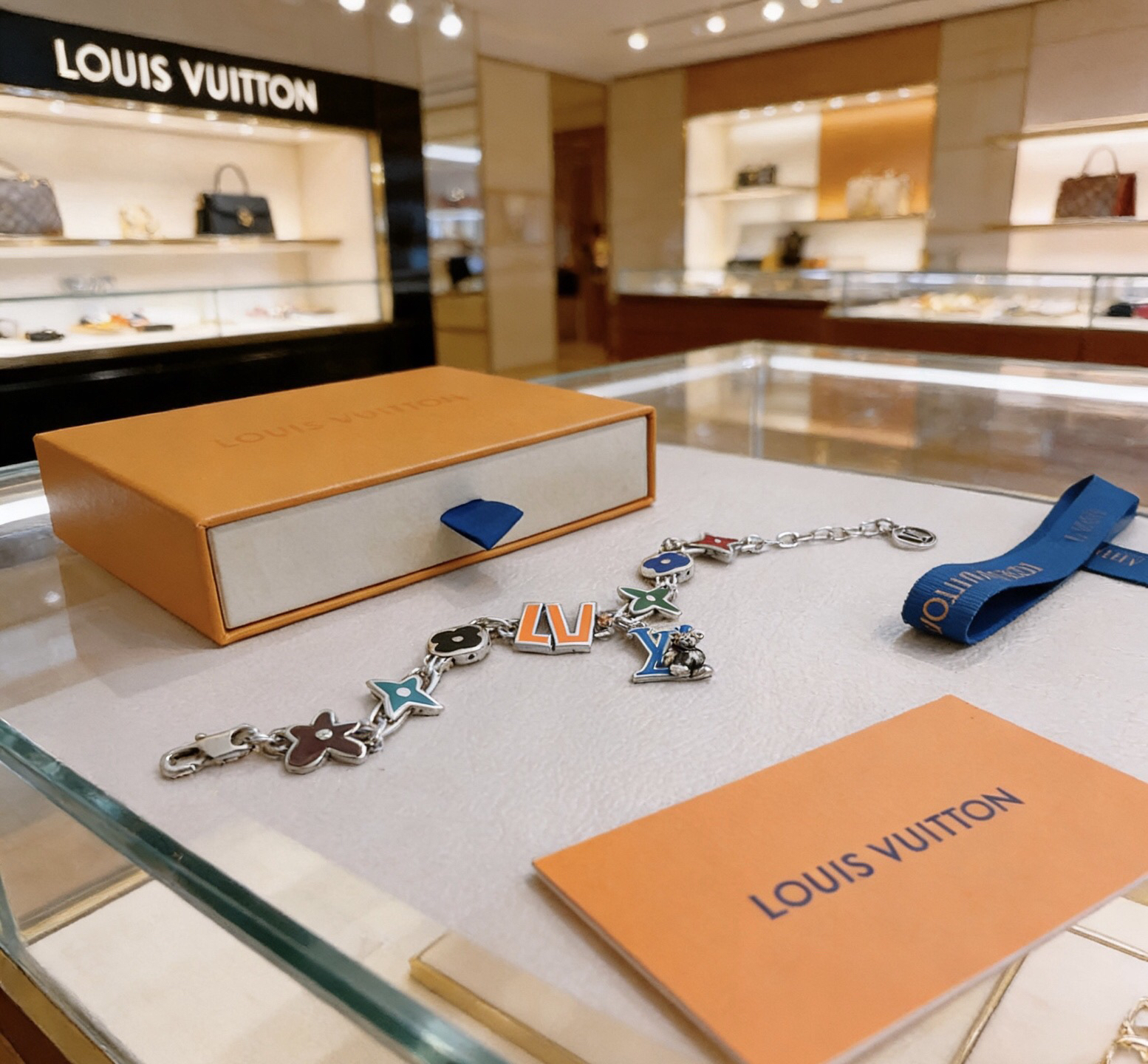 LV Bracelet-46