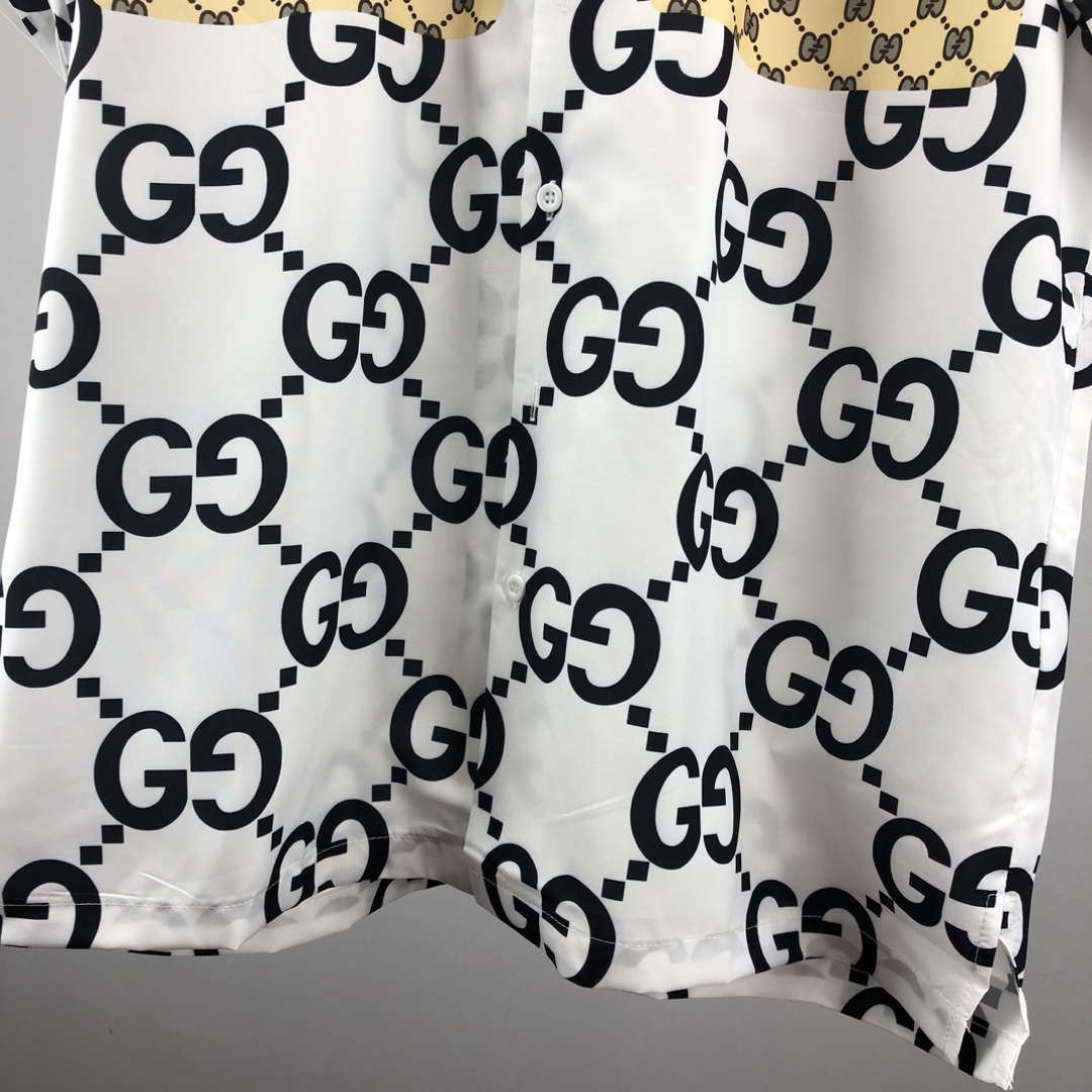 Gucci Clothing-120