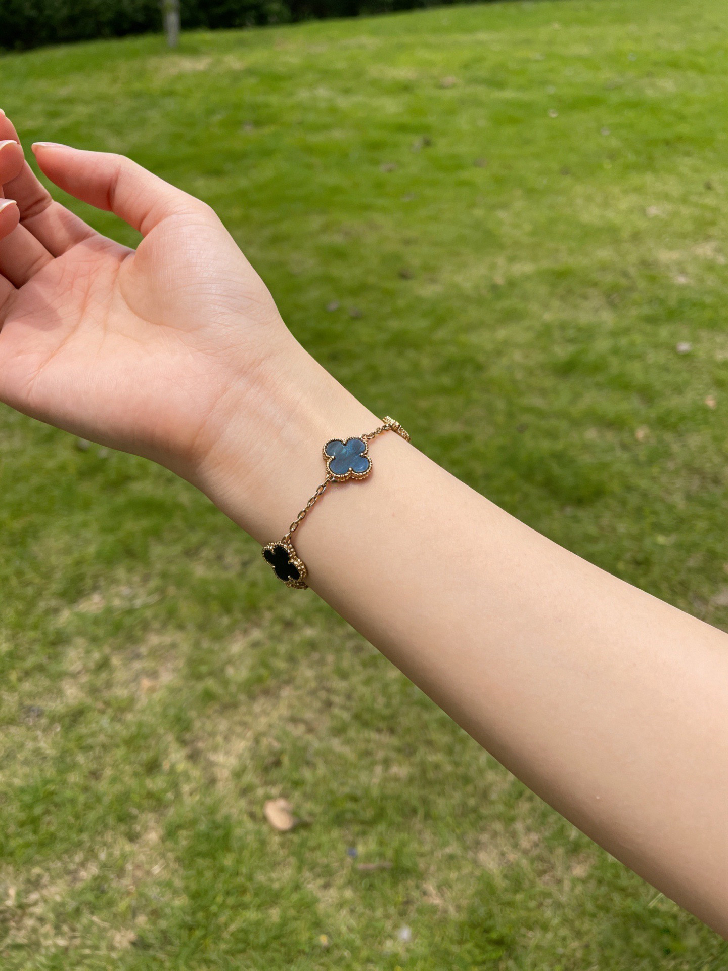 Van Cleef & Arpels Bracelet-88