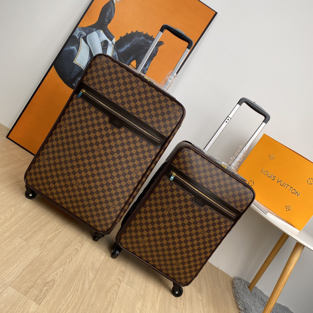 LV luggage-90
