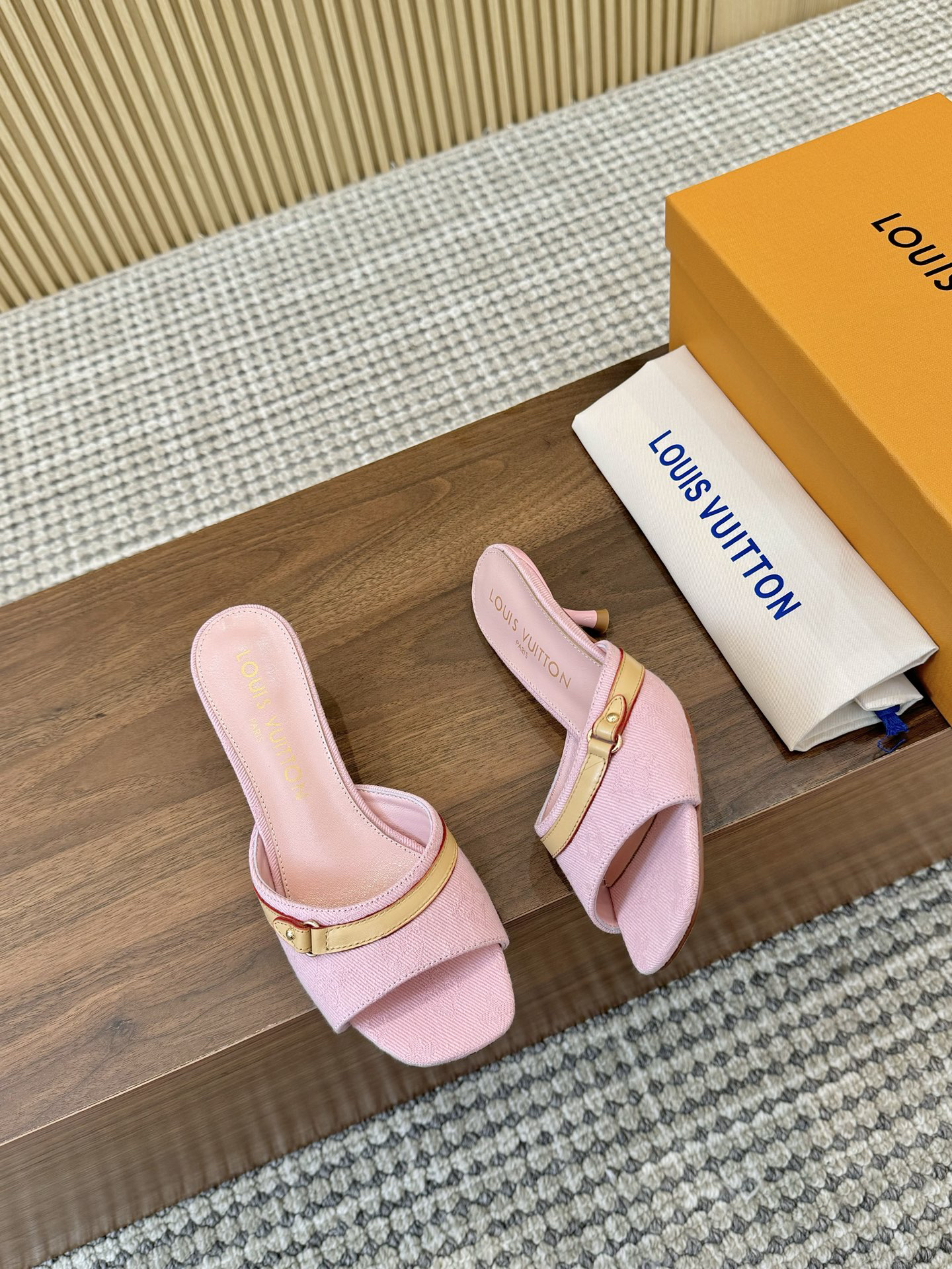 LV Summer footwear