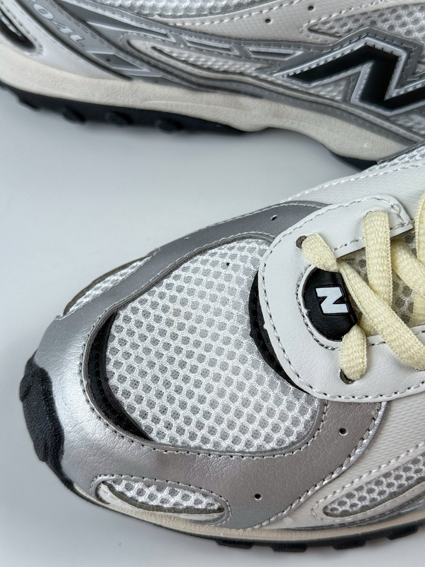 New Balance Sneakers-124