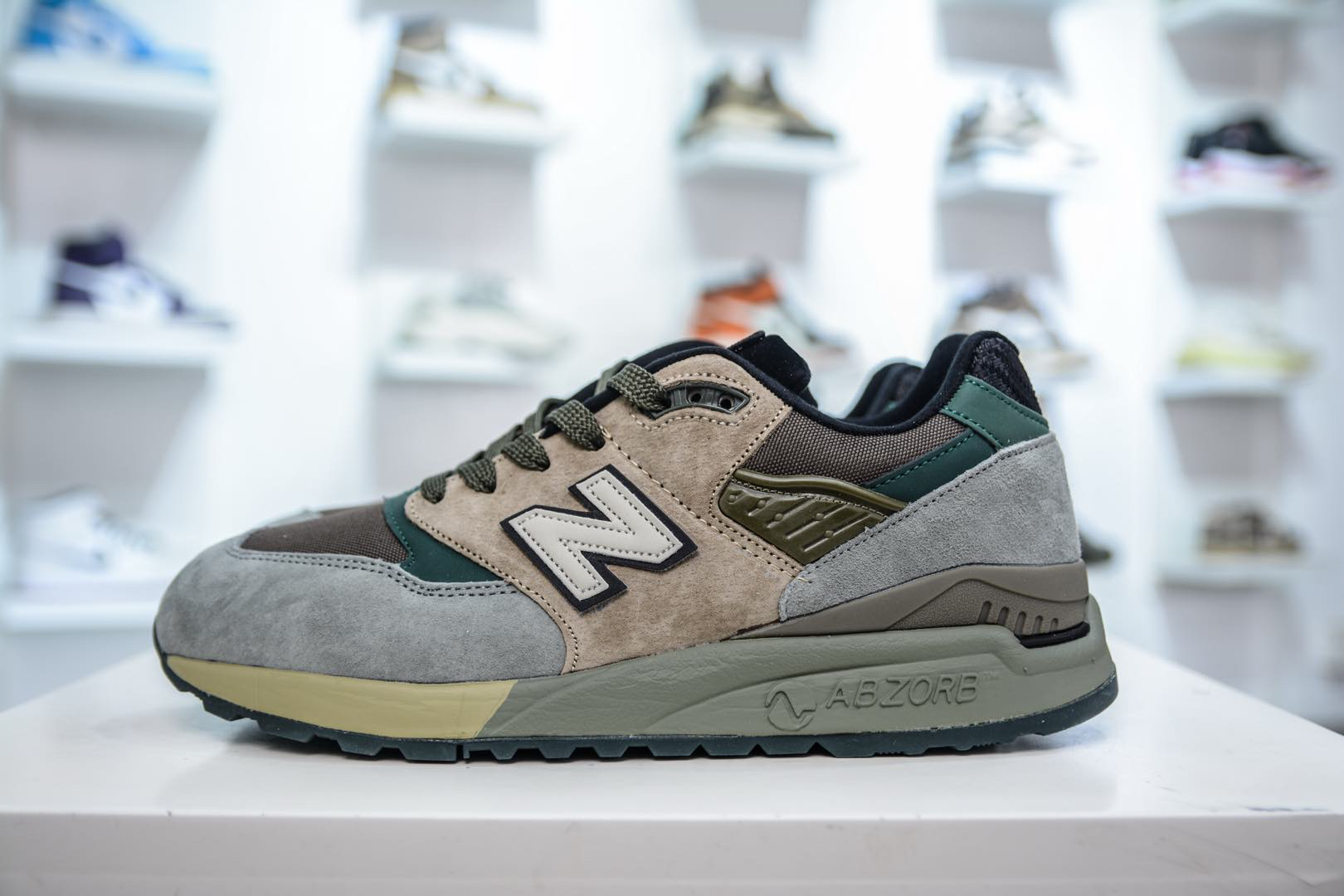 New Balance Sneakers-374