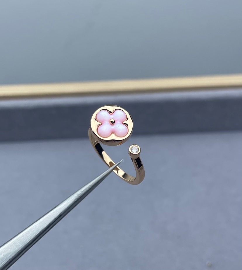 LV ring-35