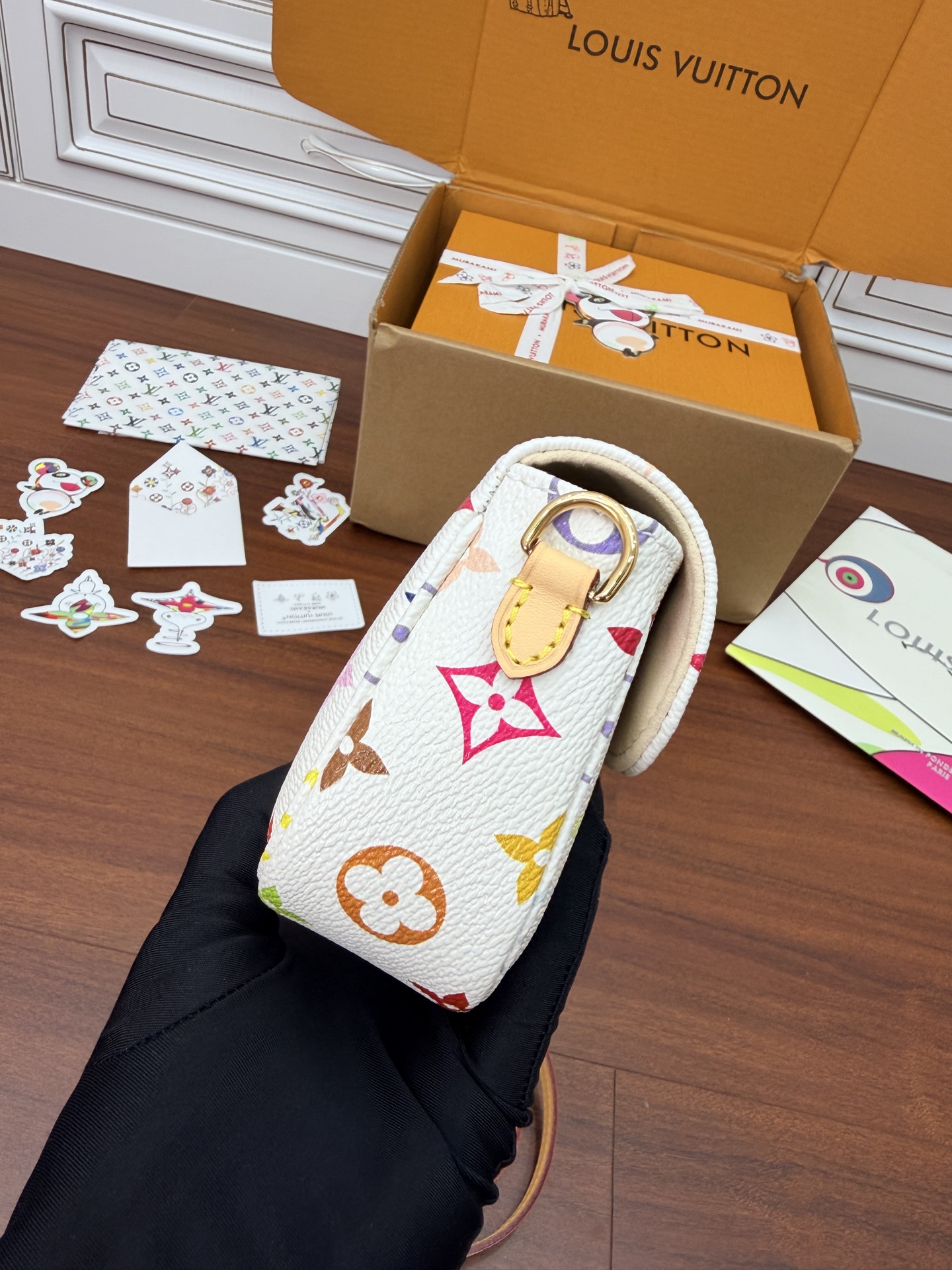 Louis Vuitton Hot New Product-170