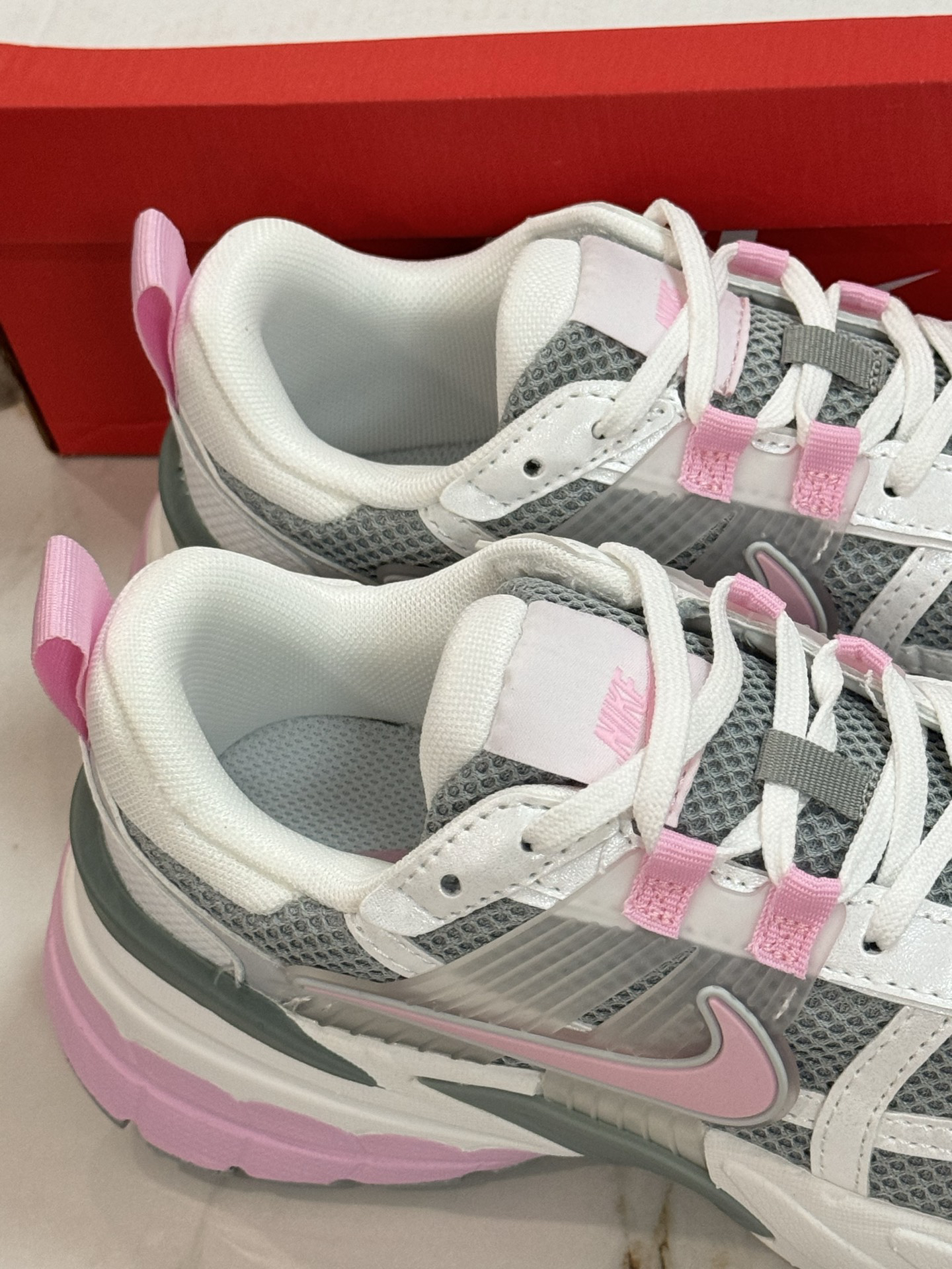 Nike Sneakers-246