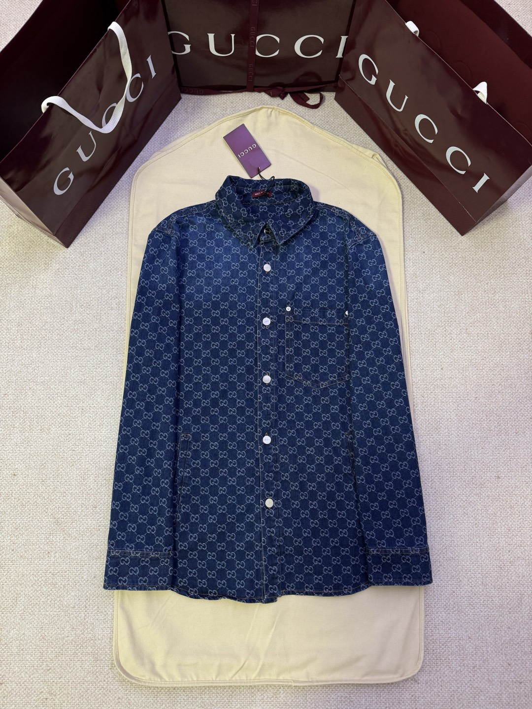 Gucci Clothing-132
