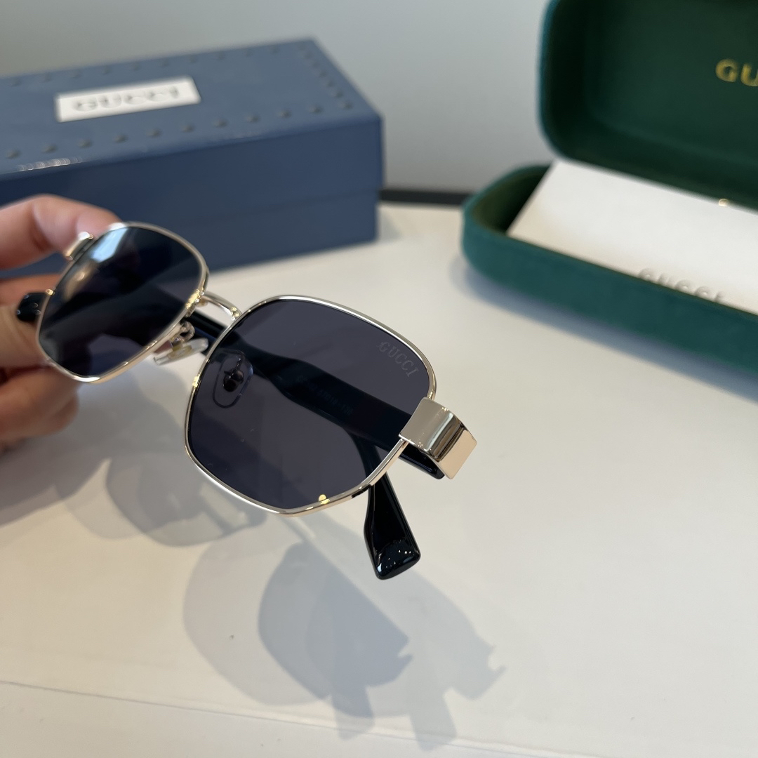 Gucci glasses-45