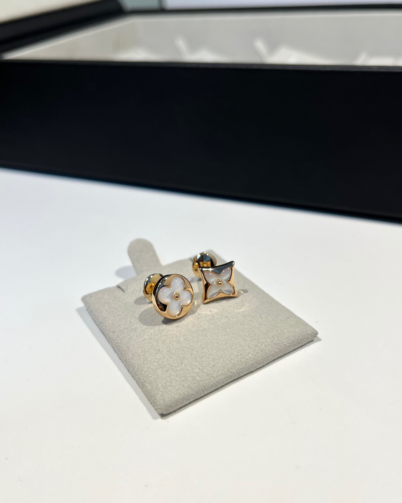 LV earrings-46