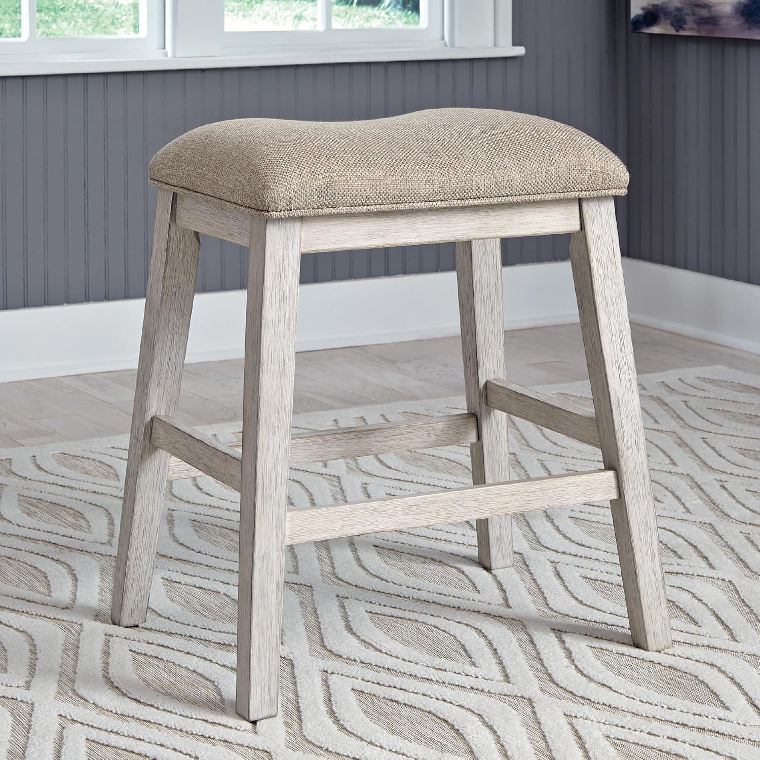 Signature Design by Ashley Skempton Modern 24