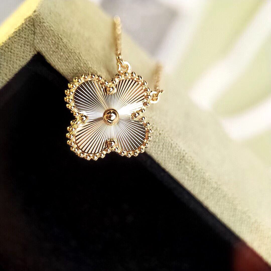 Van Cleef & Arpels necklace-78