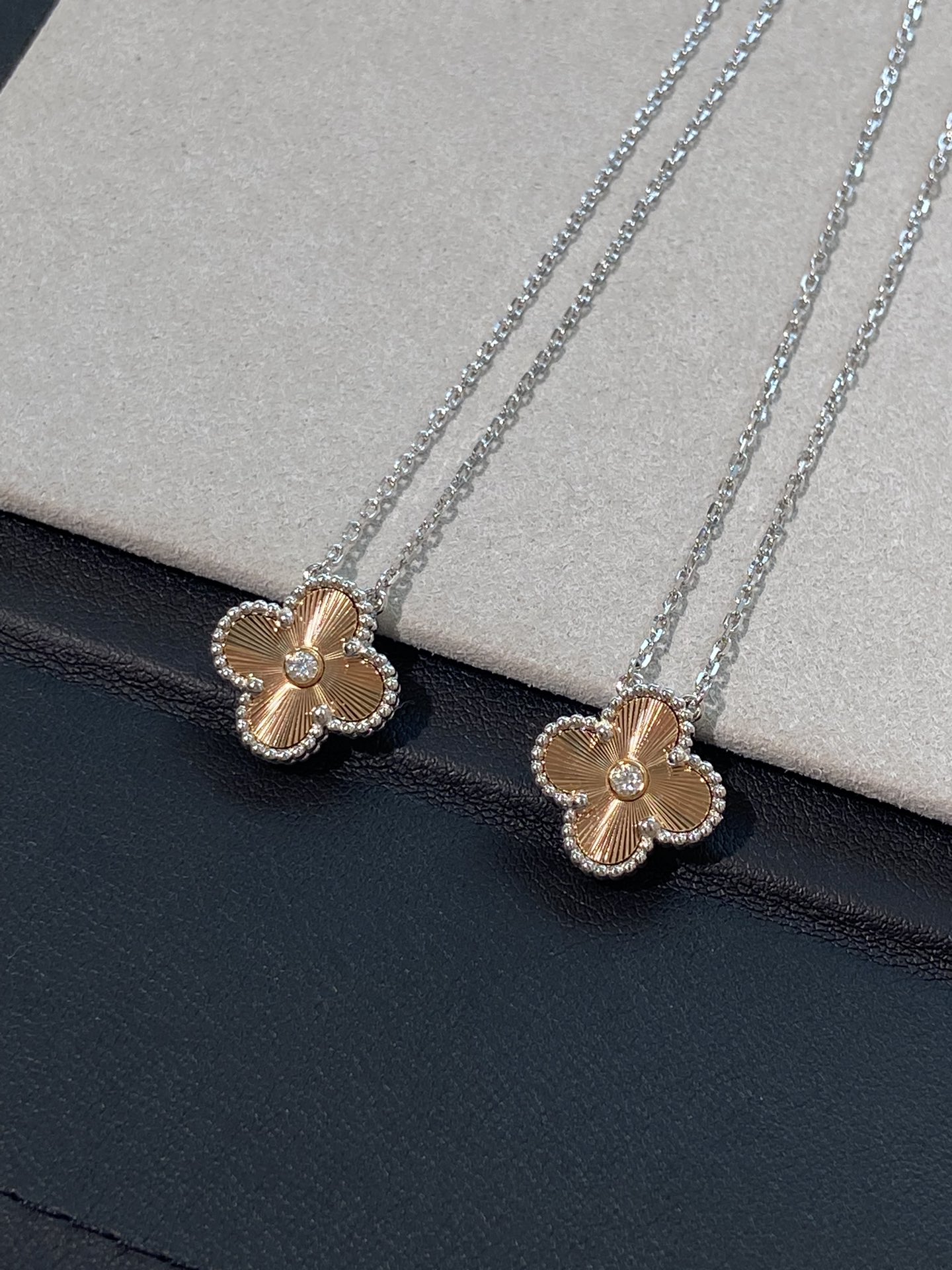 Van Cleef & Arpels necklace-80