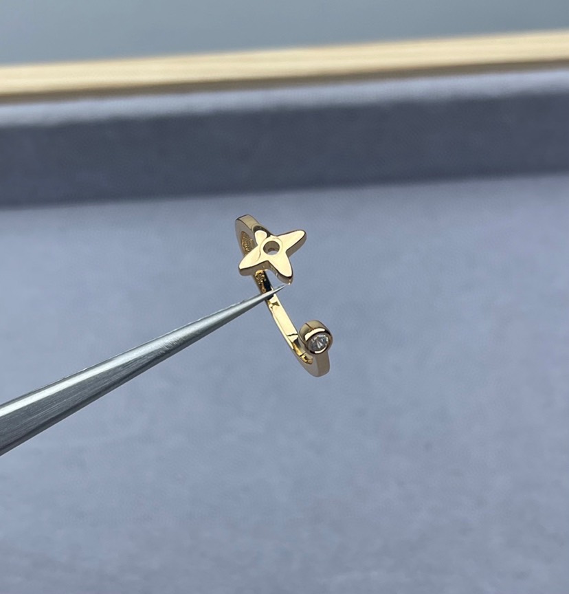 LV ring-42