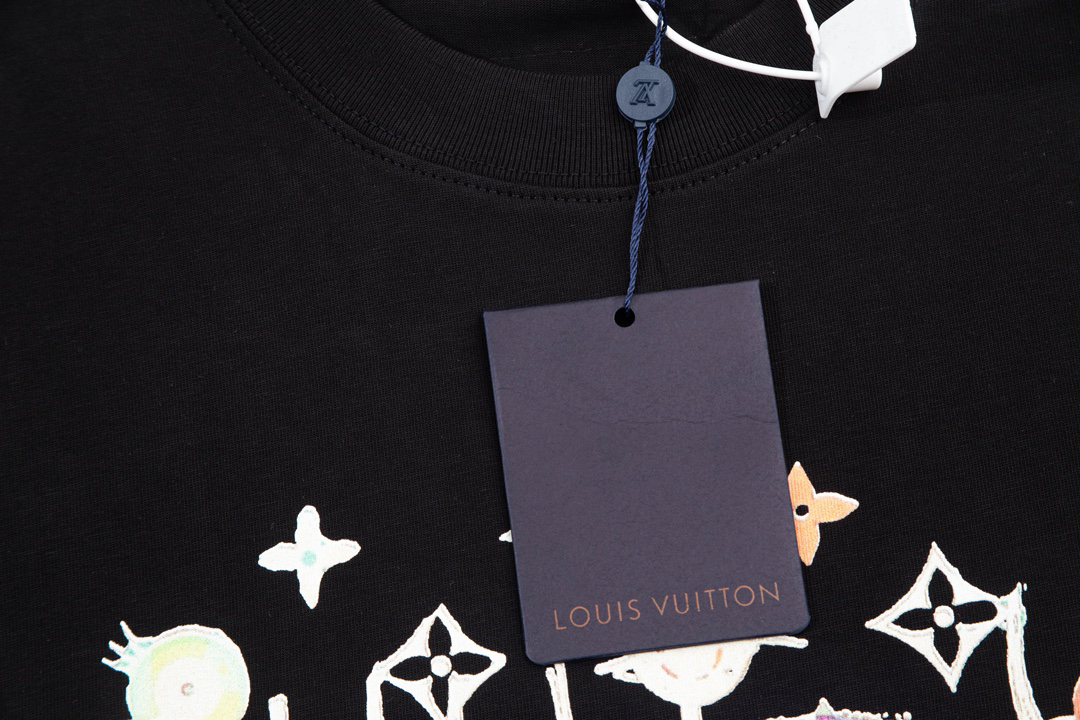 LV clothing-75
