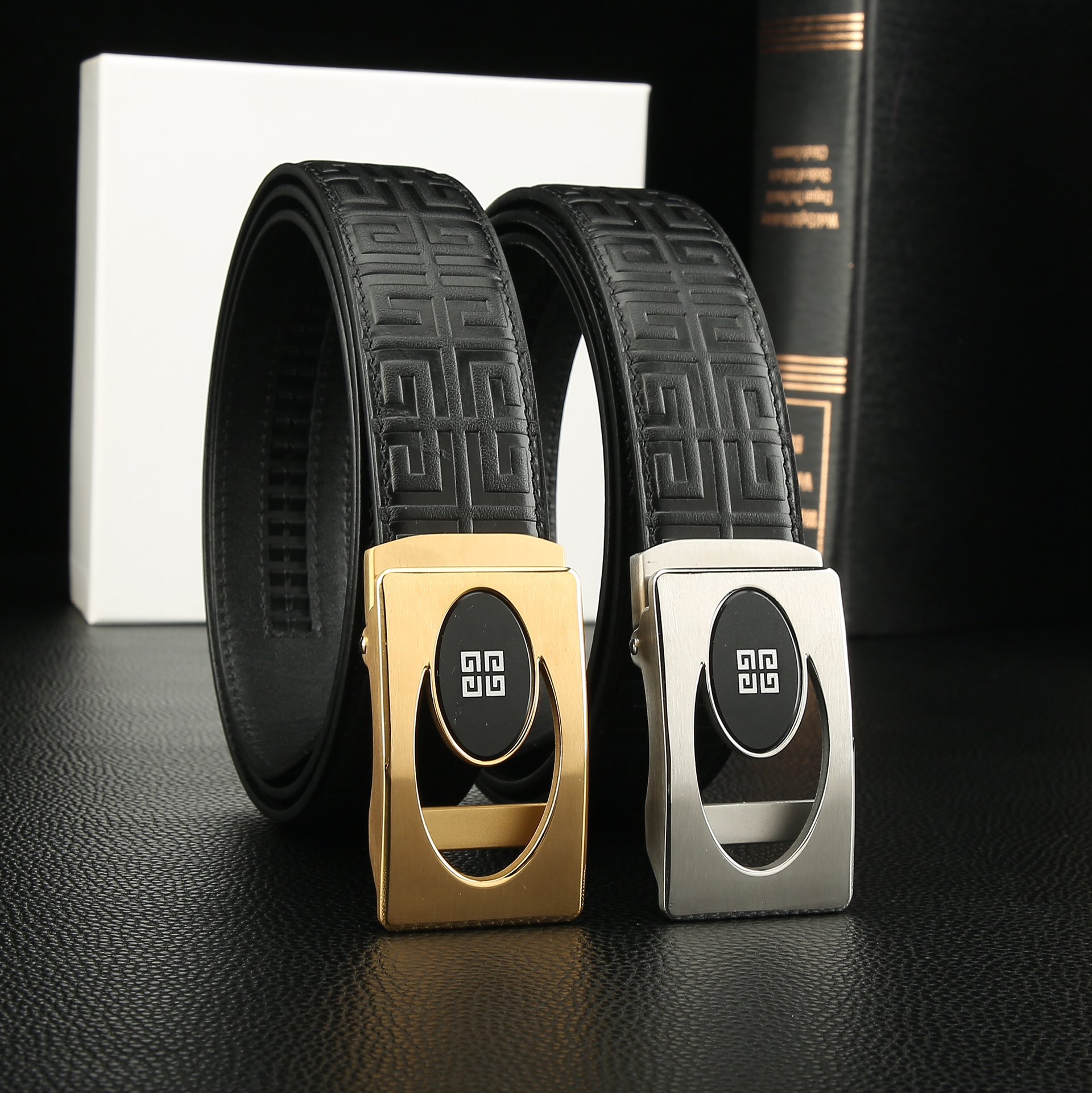 Givenchy belt-34