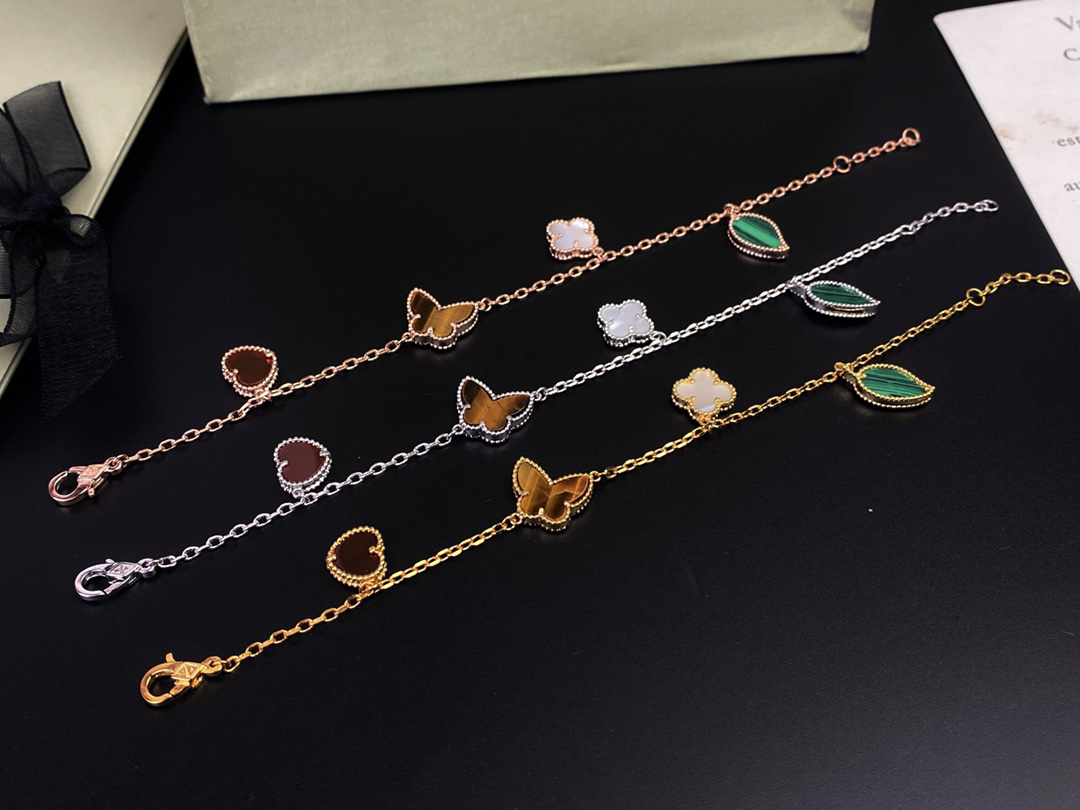 Van Cleef & Arpels Bracelet-55