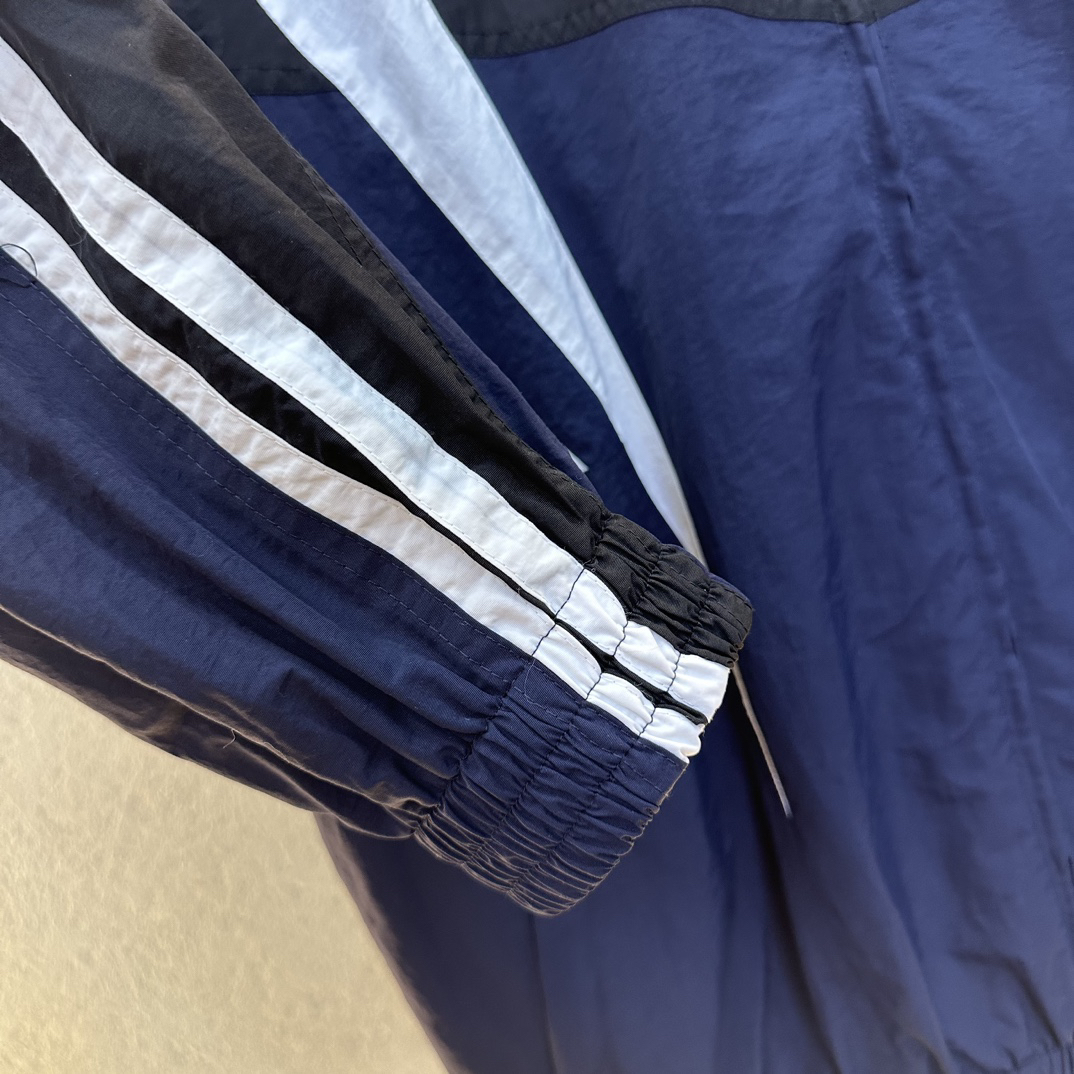 Balenciaga Clothing-368