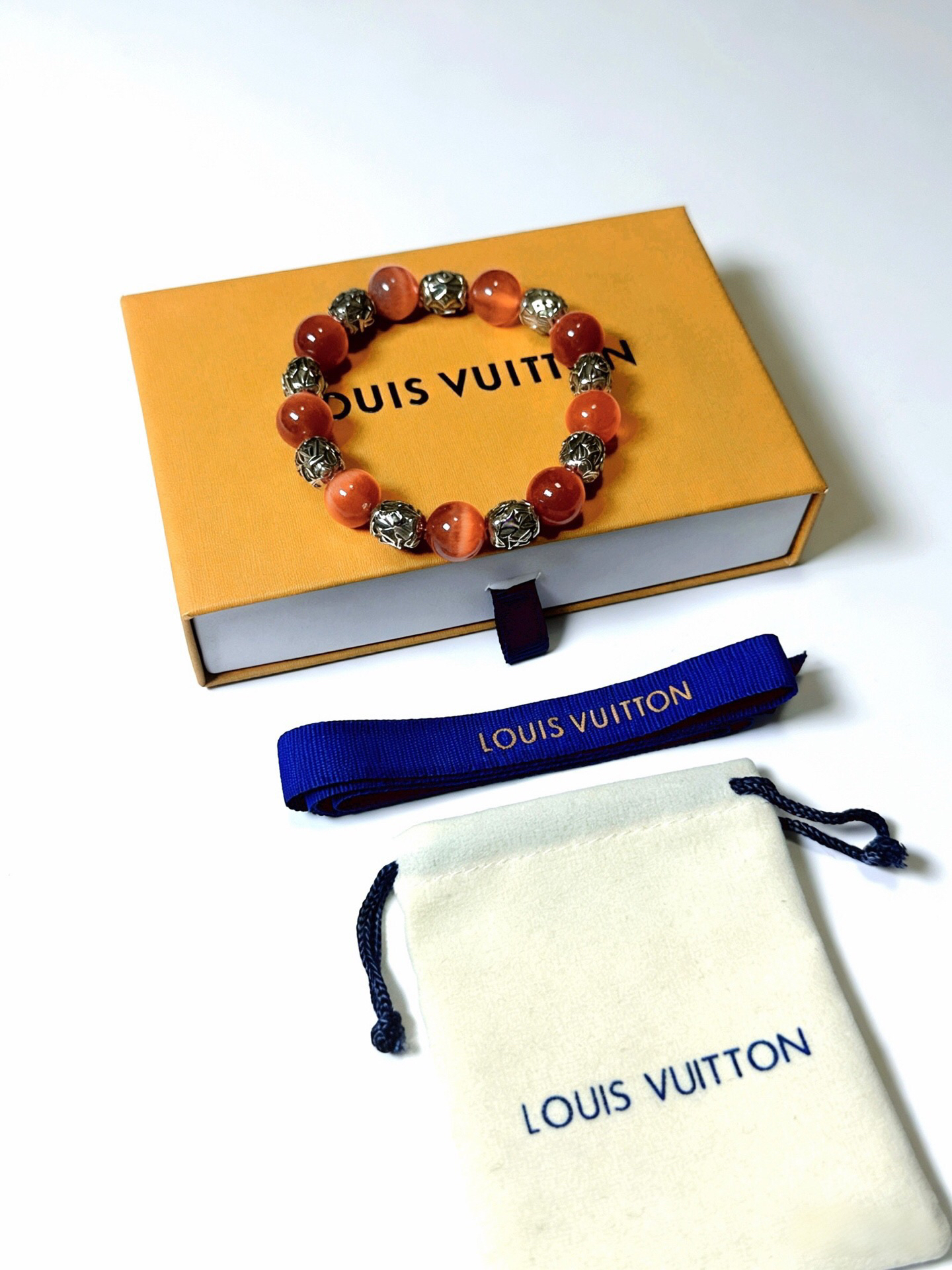 LV Bracelet-37