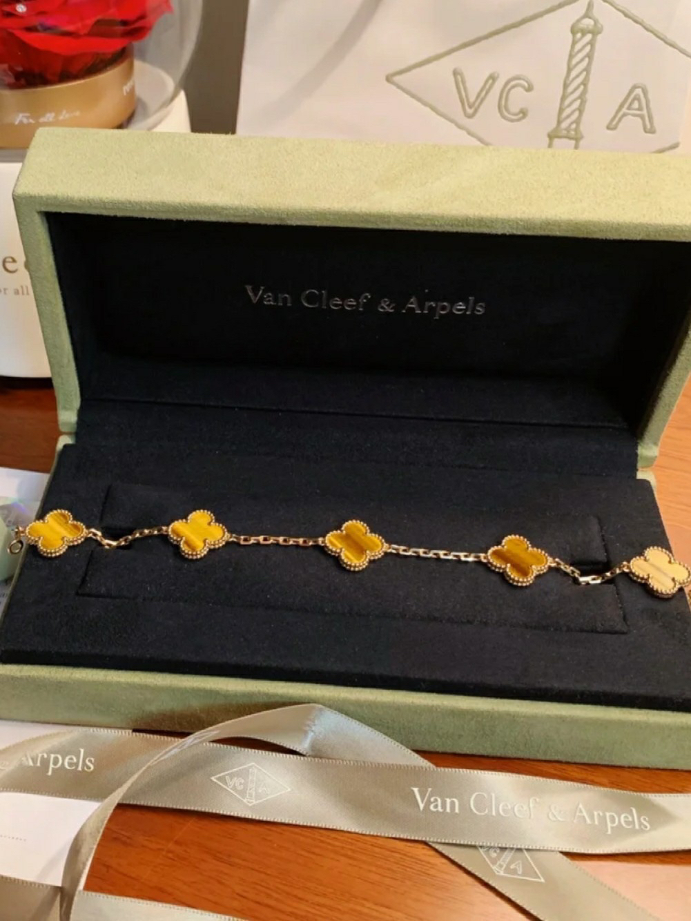 Van Cleef & Arpels Bracelet-82