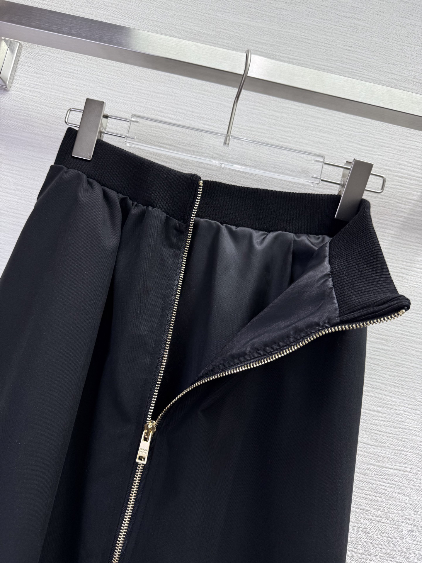 Prada Clothing-294