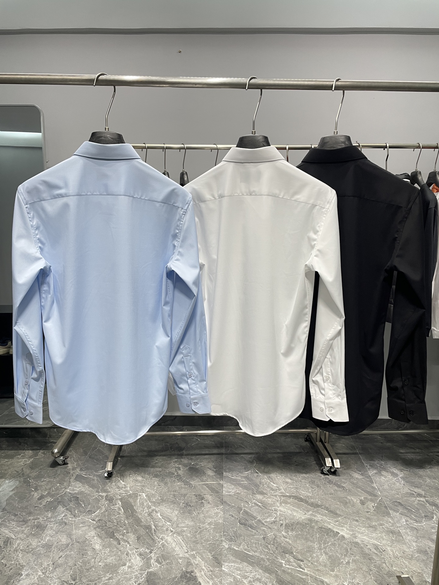 Gucci Clothing-140