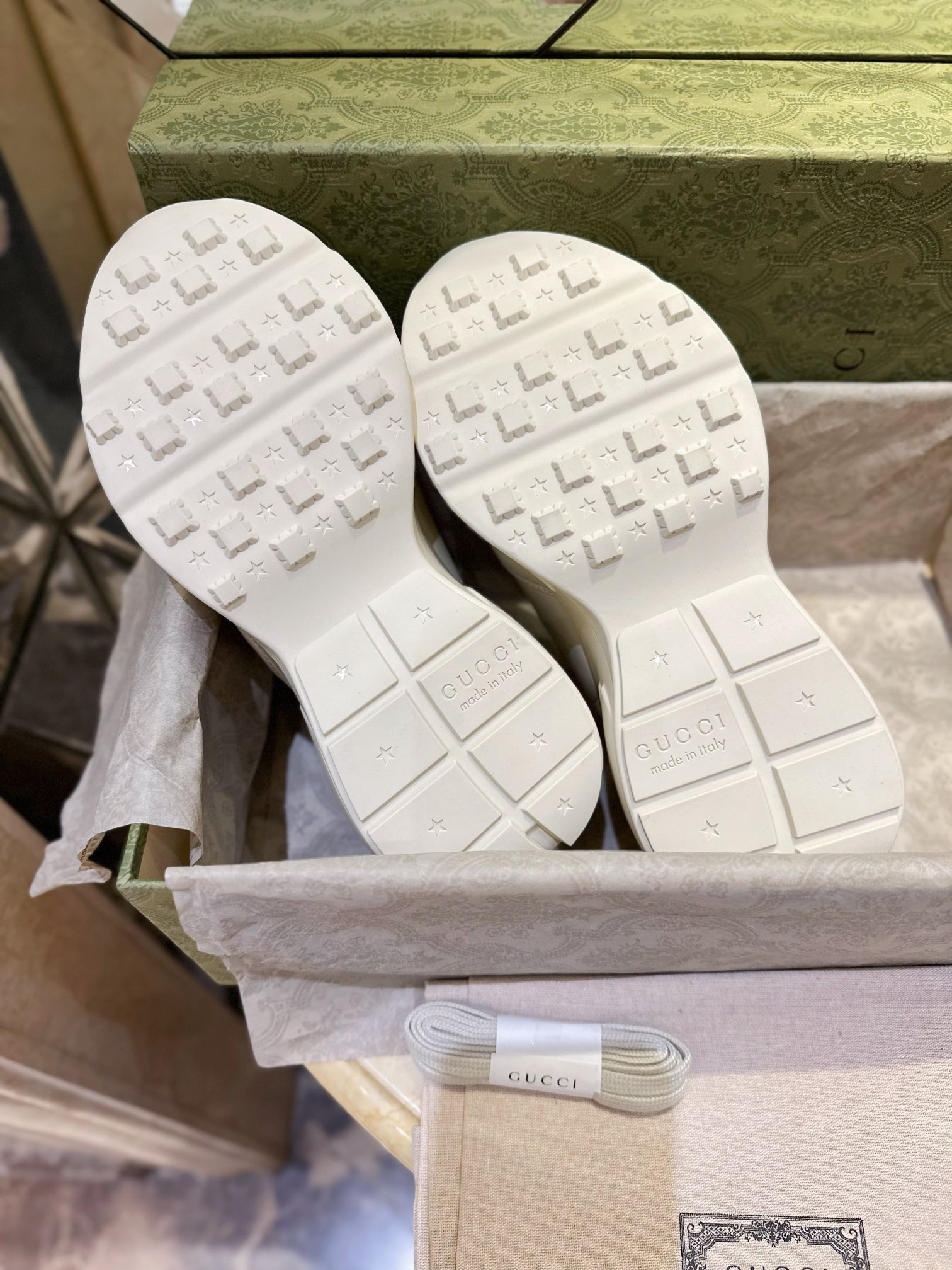 Gucci Sneakers-95