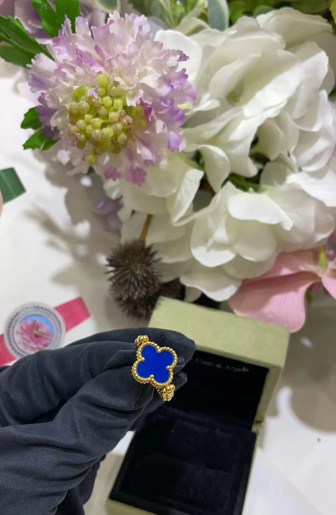 Van Cleef & Arpels ring-45