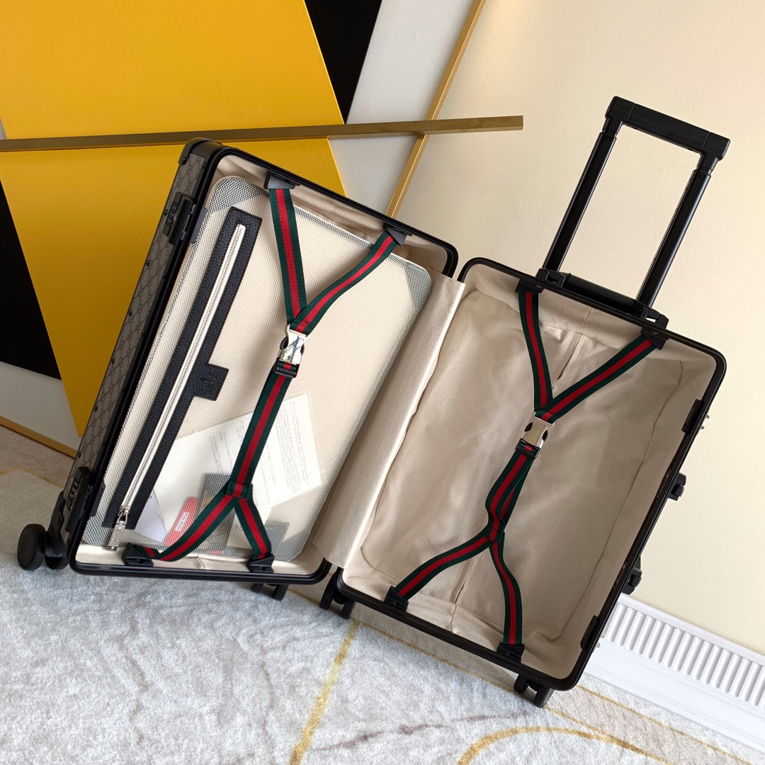Gucci luggage-35
