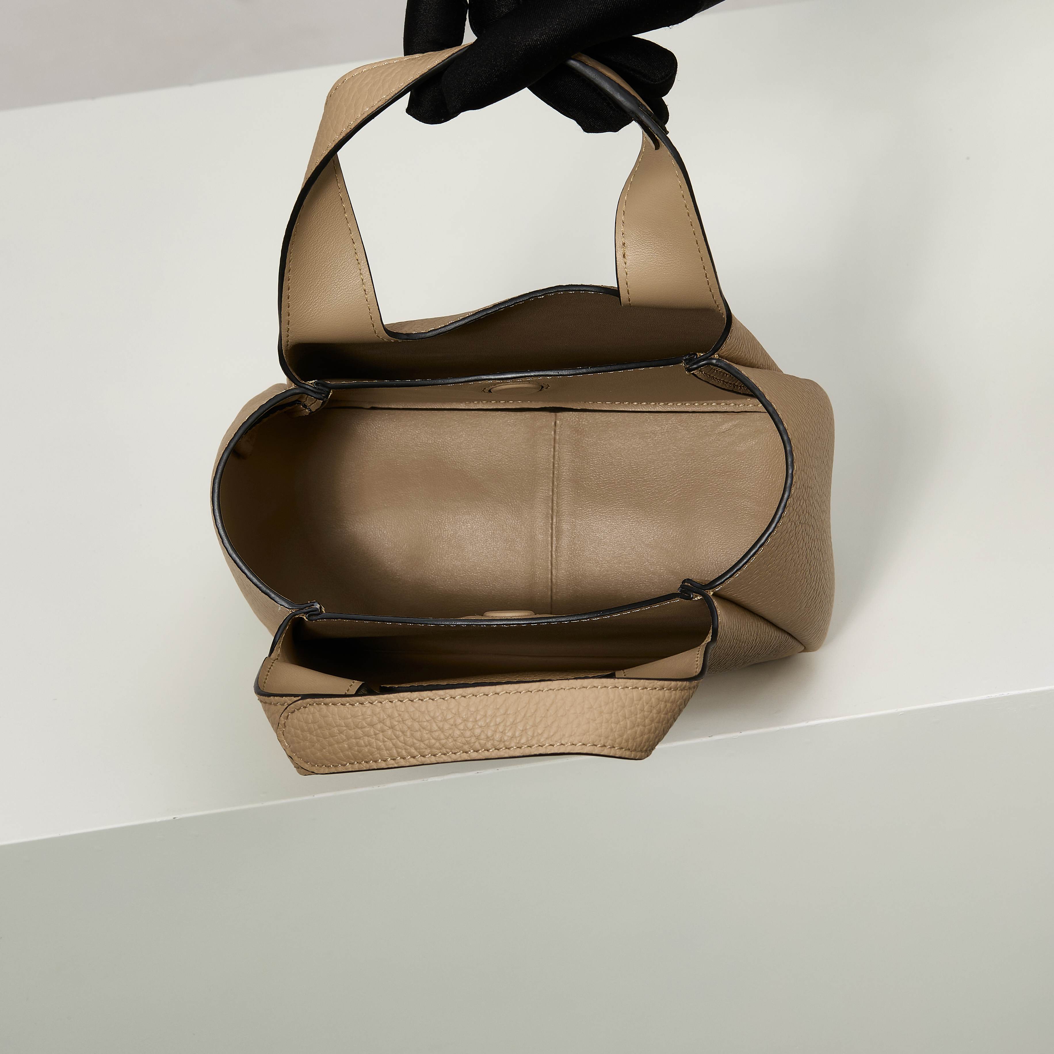 Prada Hot New Product-79