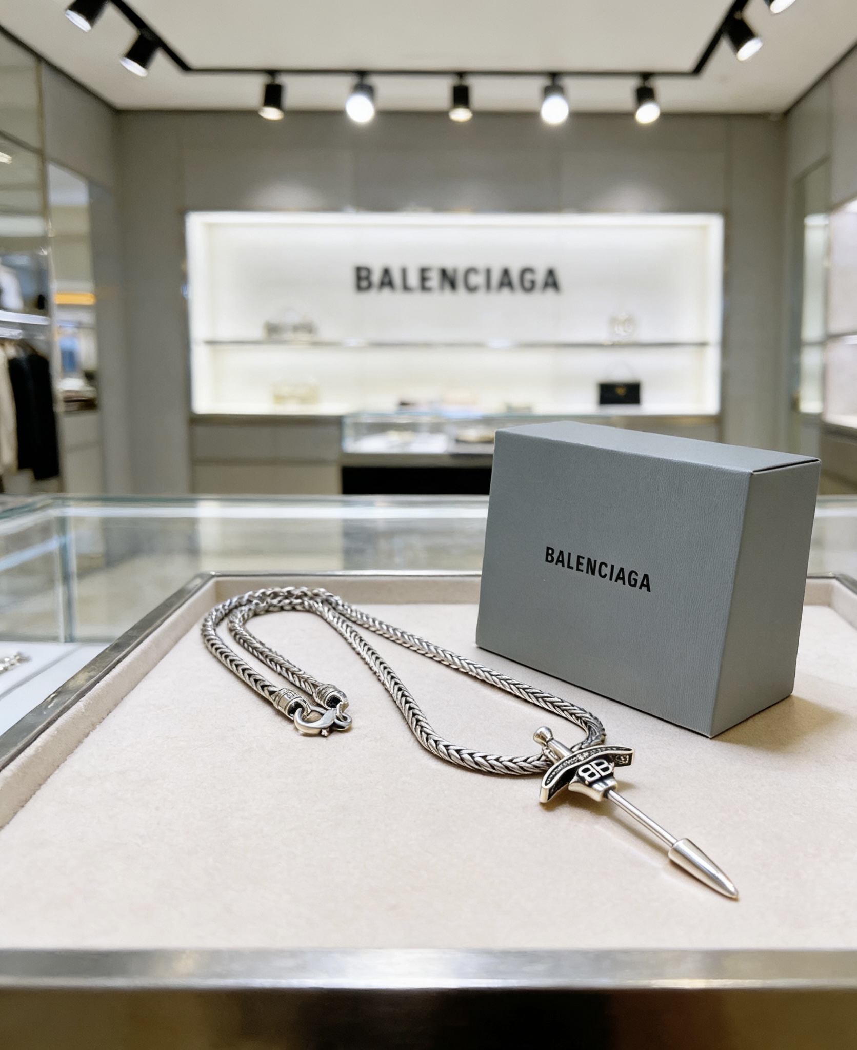 Balenciaga necklace-39
