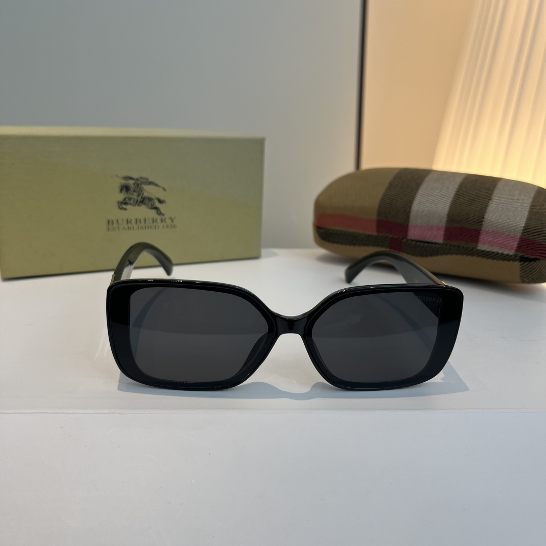 Burberry glasses-44