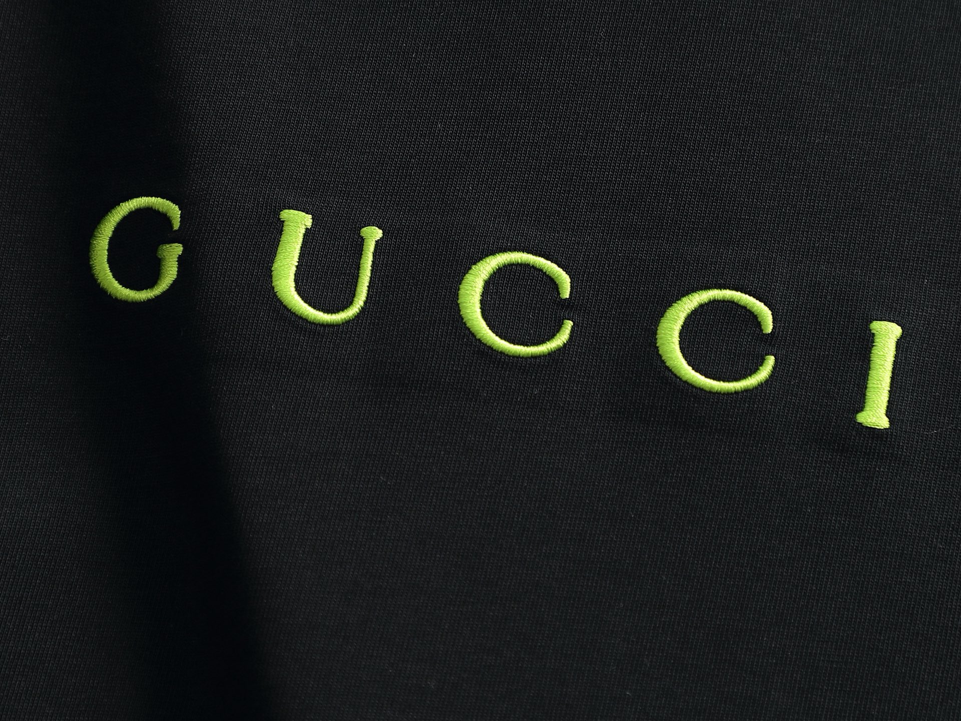 Gucci clothing-143