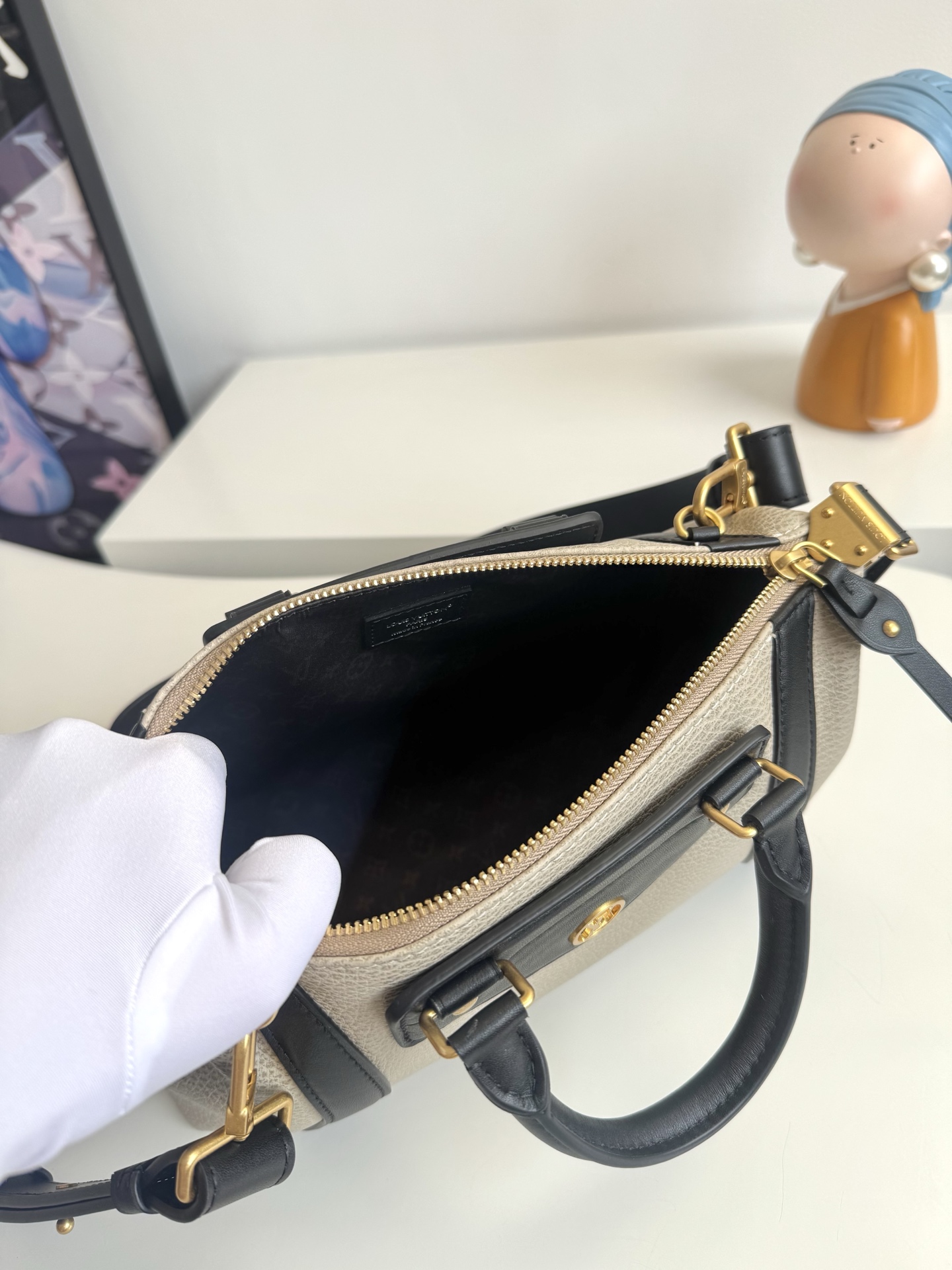 Louis Vuitton Hot New Product-201