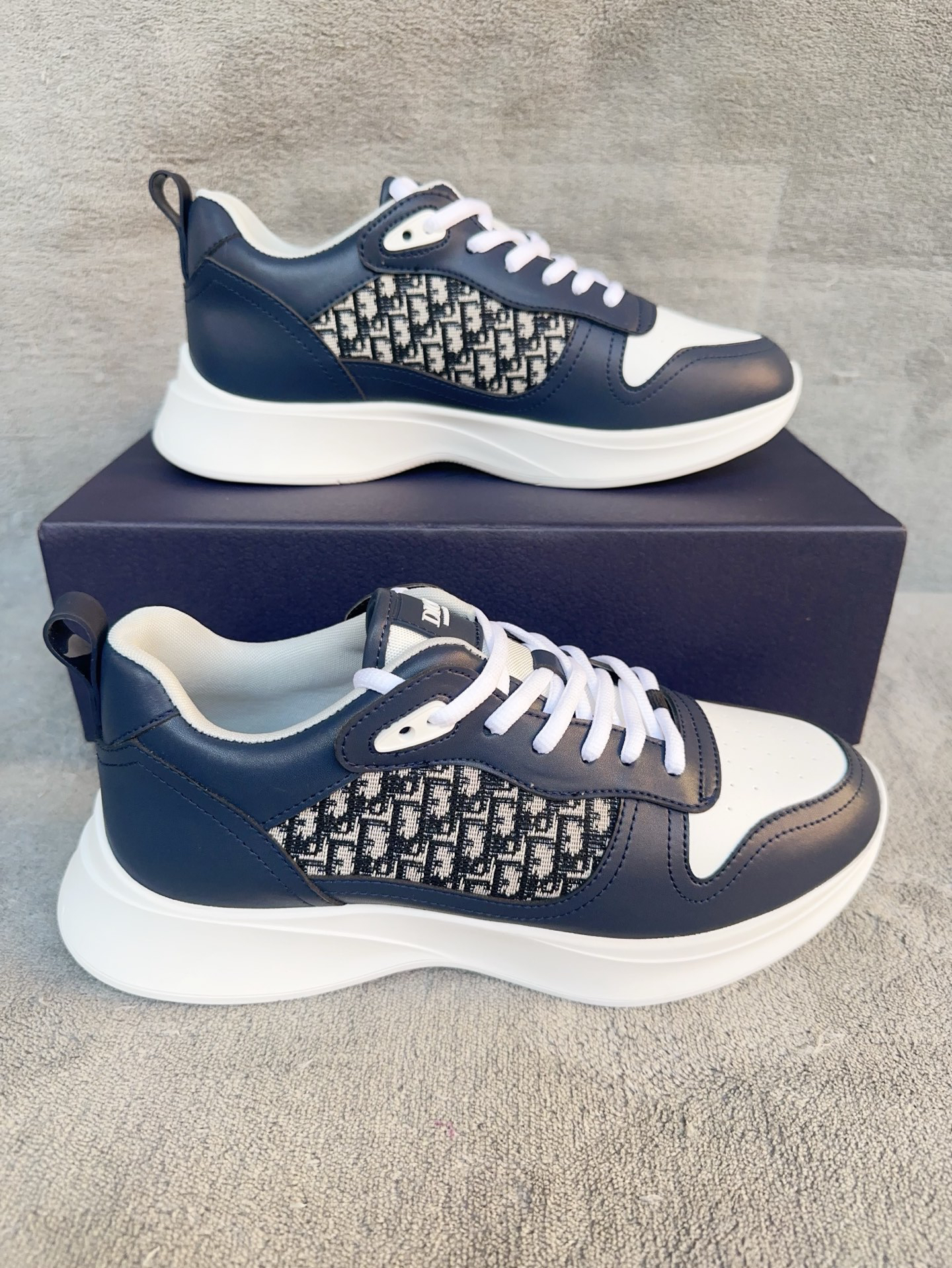 Dior Sneakers-224