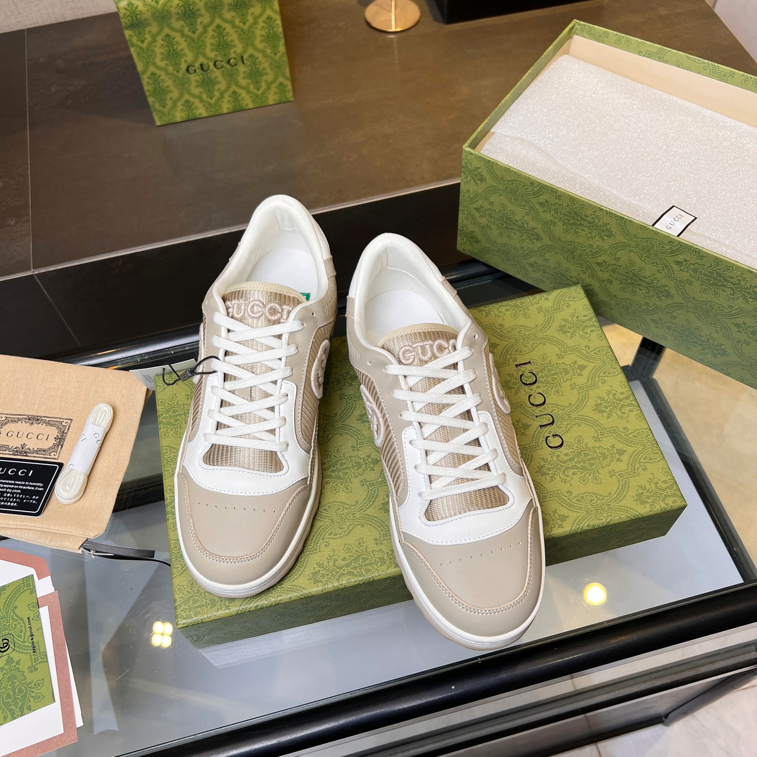 Gucci Sneakers-127