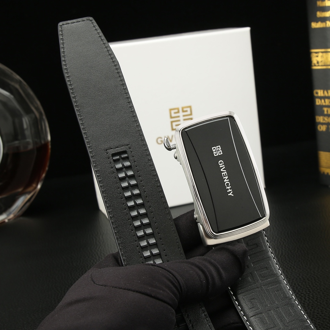 Givenchy belt-38