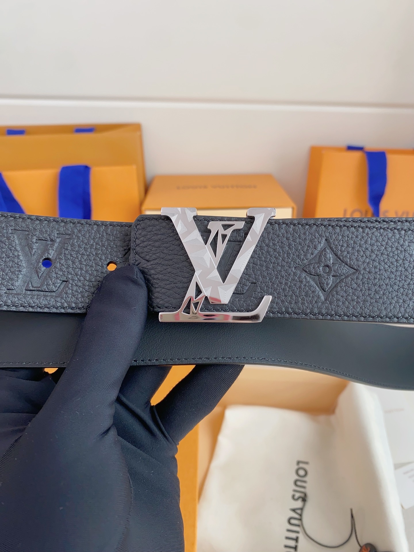 Lv belt-115