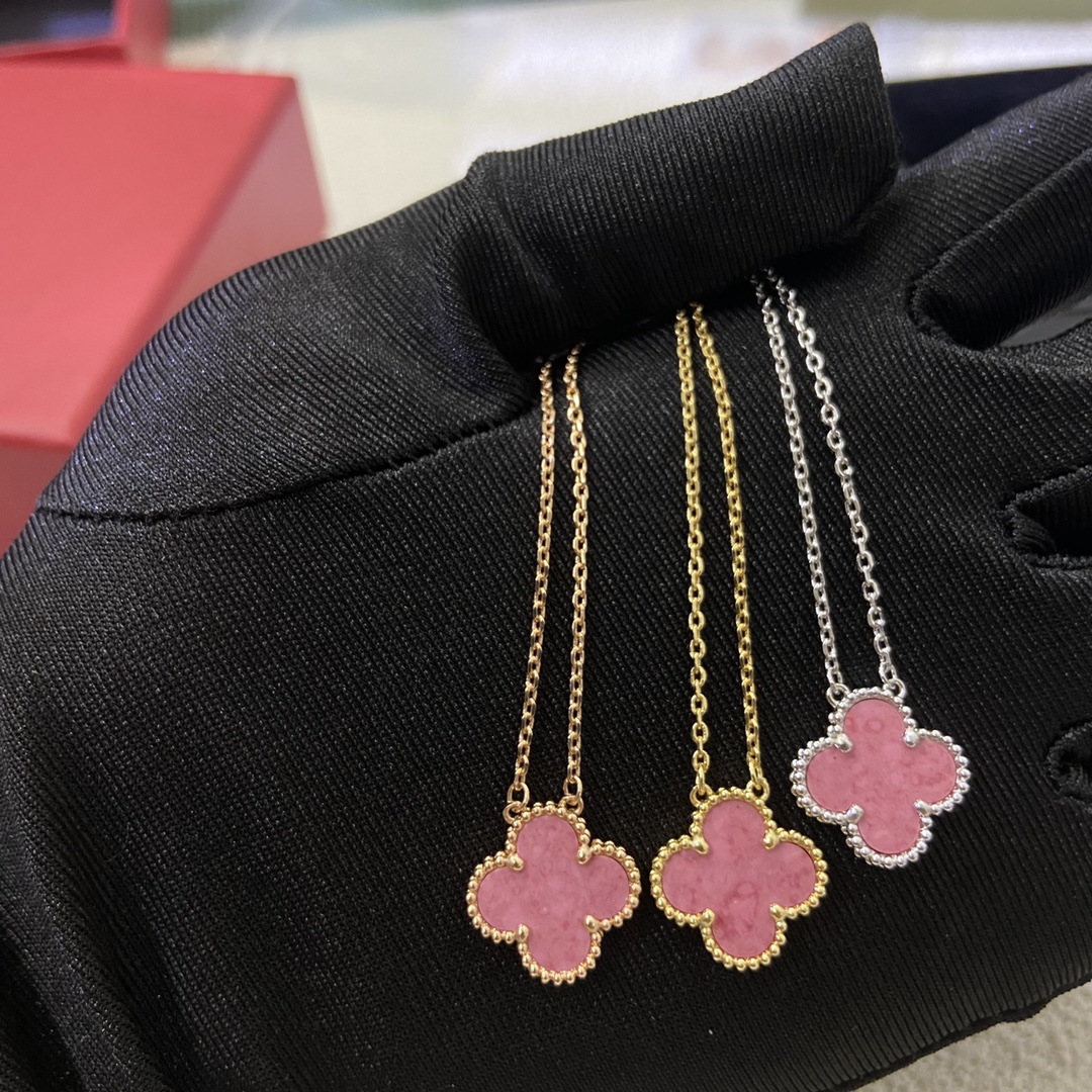 Van Cleef & Arpels necklace-2