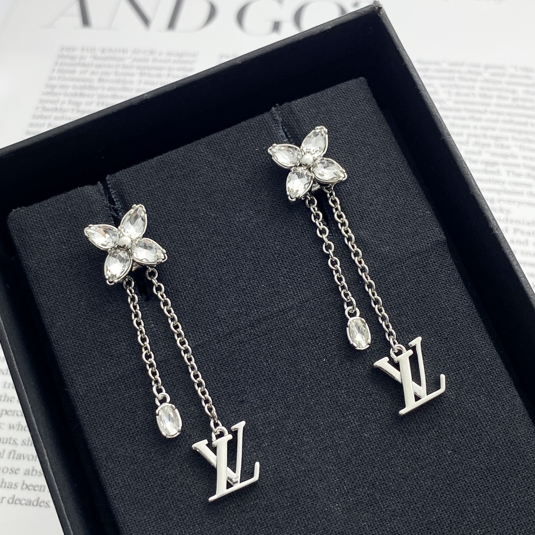 LV earrings-6