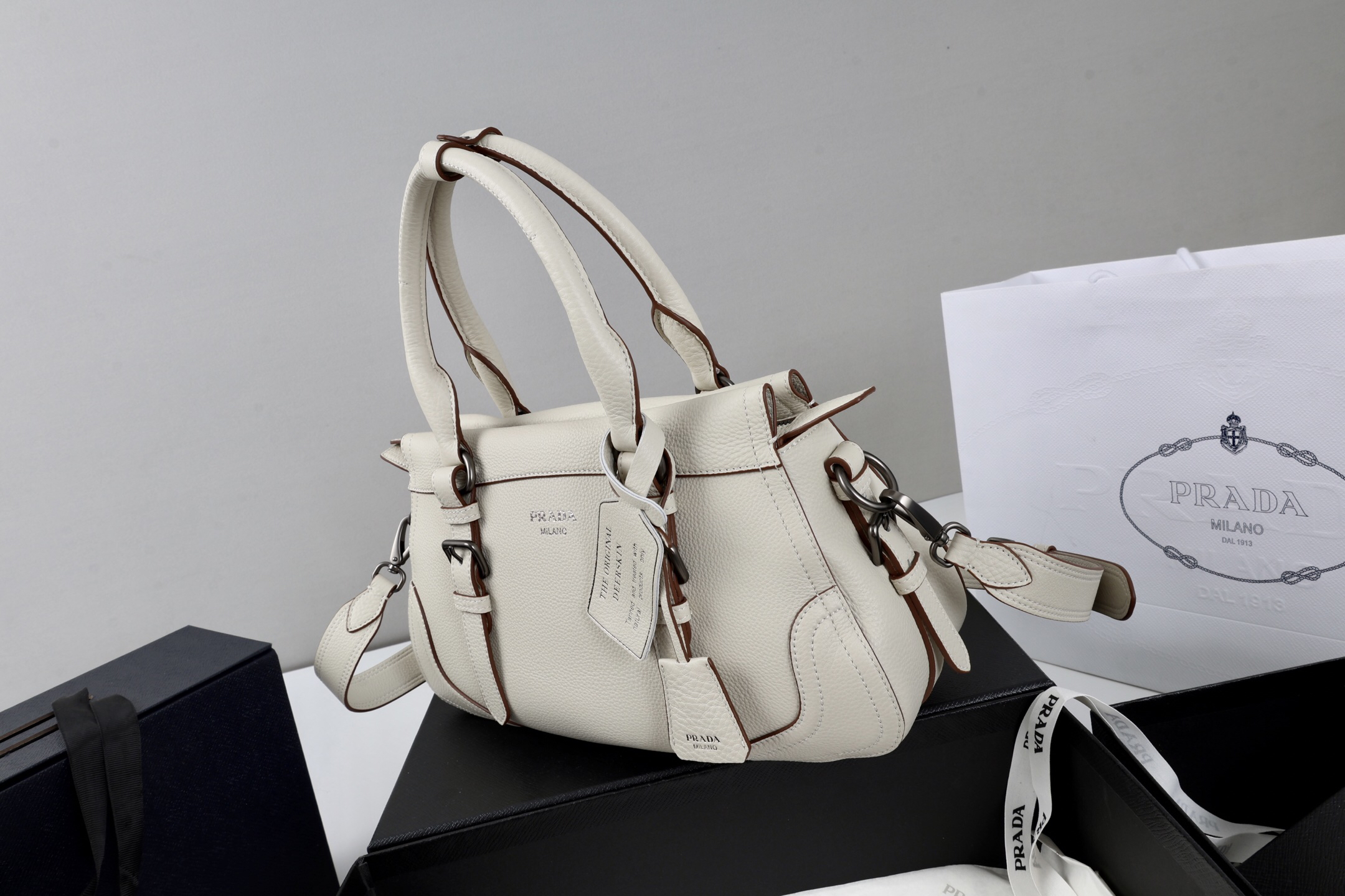 Prada Hot New Product-116