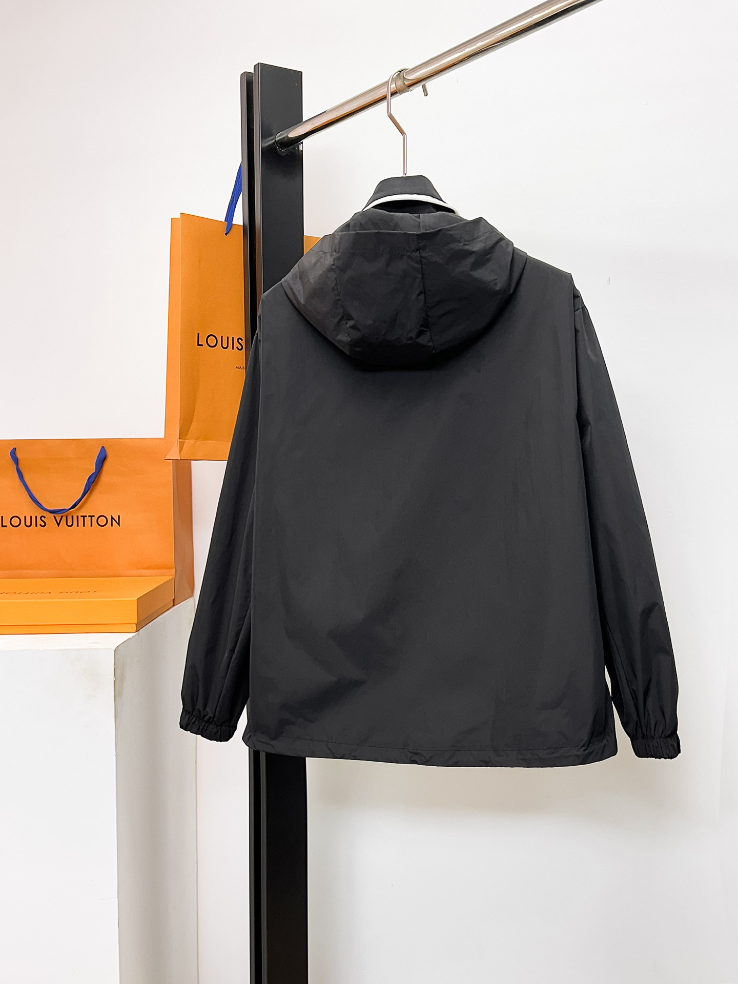 Prada Clothing-327