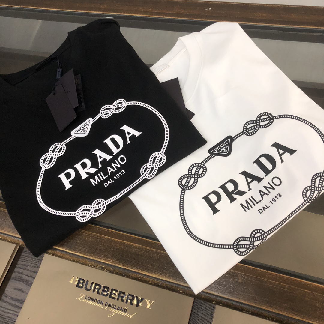 Prada clothing-273
