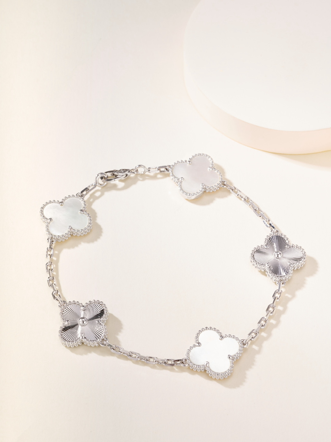 Van Cleef & Arpels Bracelet-18