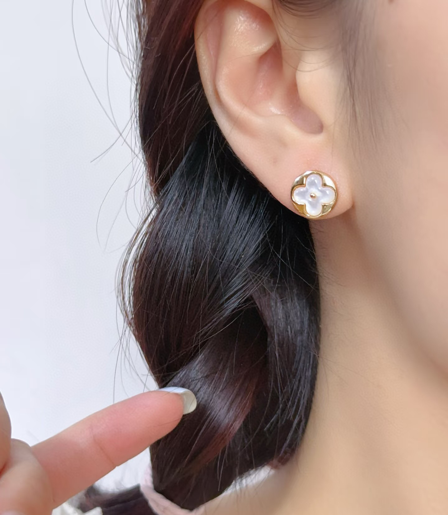 LV earrings-14