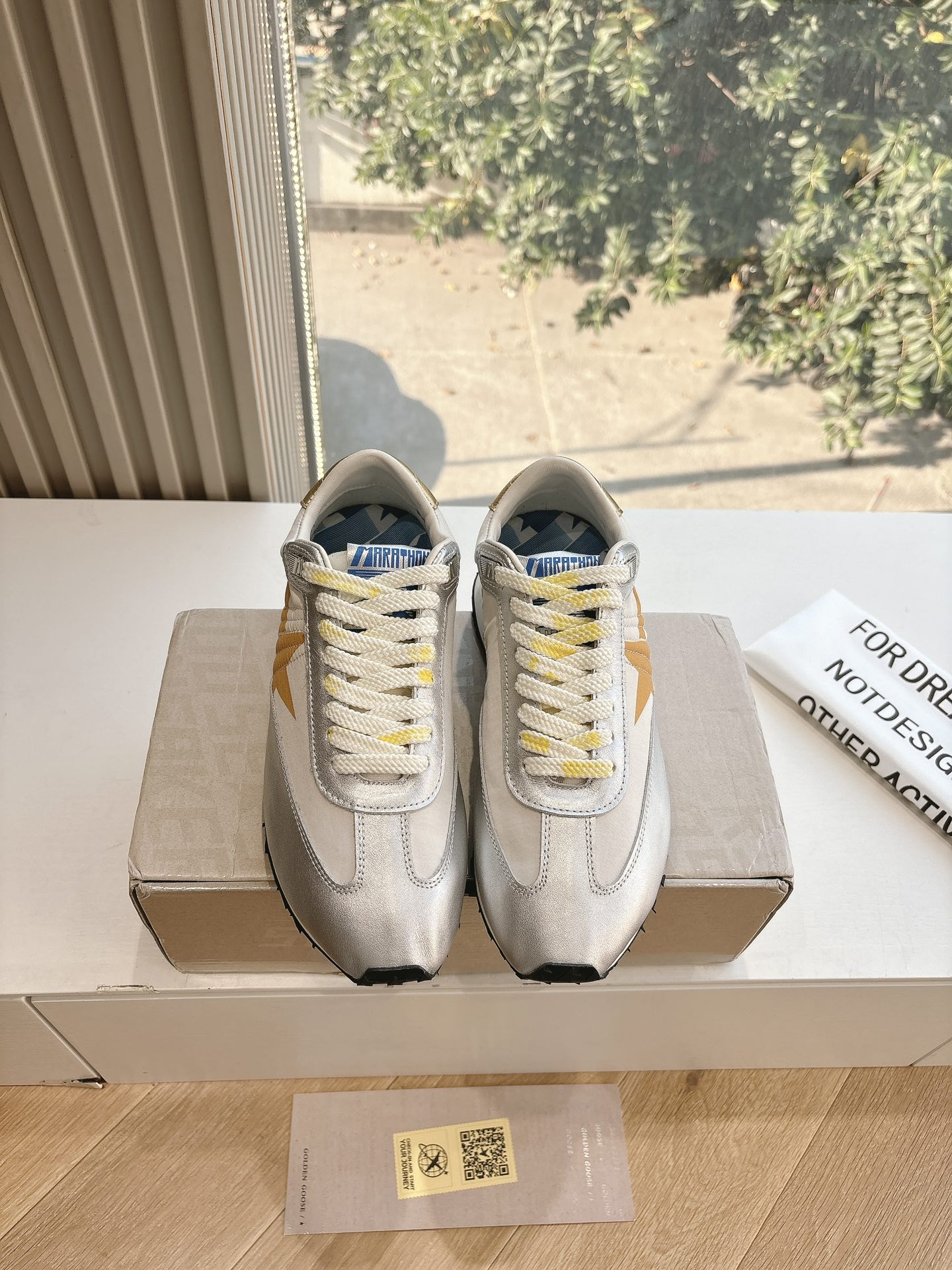 Golden Goose Sneakers-22