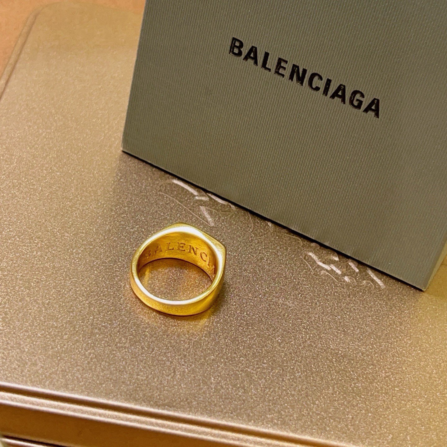 Balenciaga ring-42