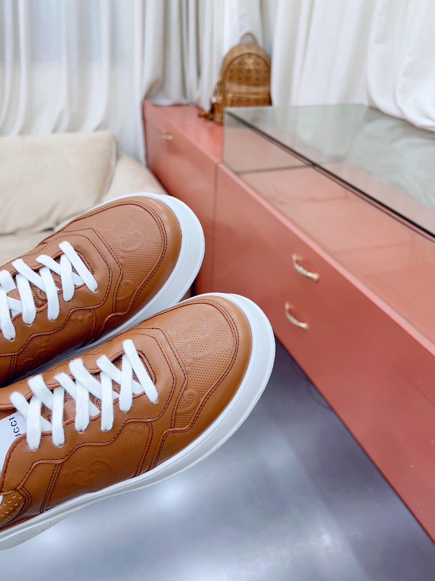 Gucci Sneakers-125