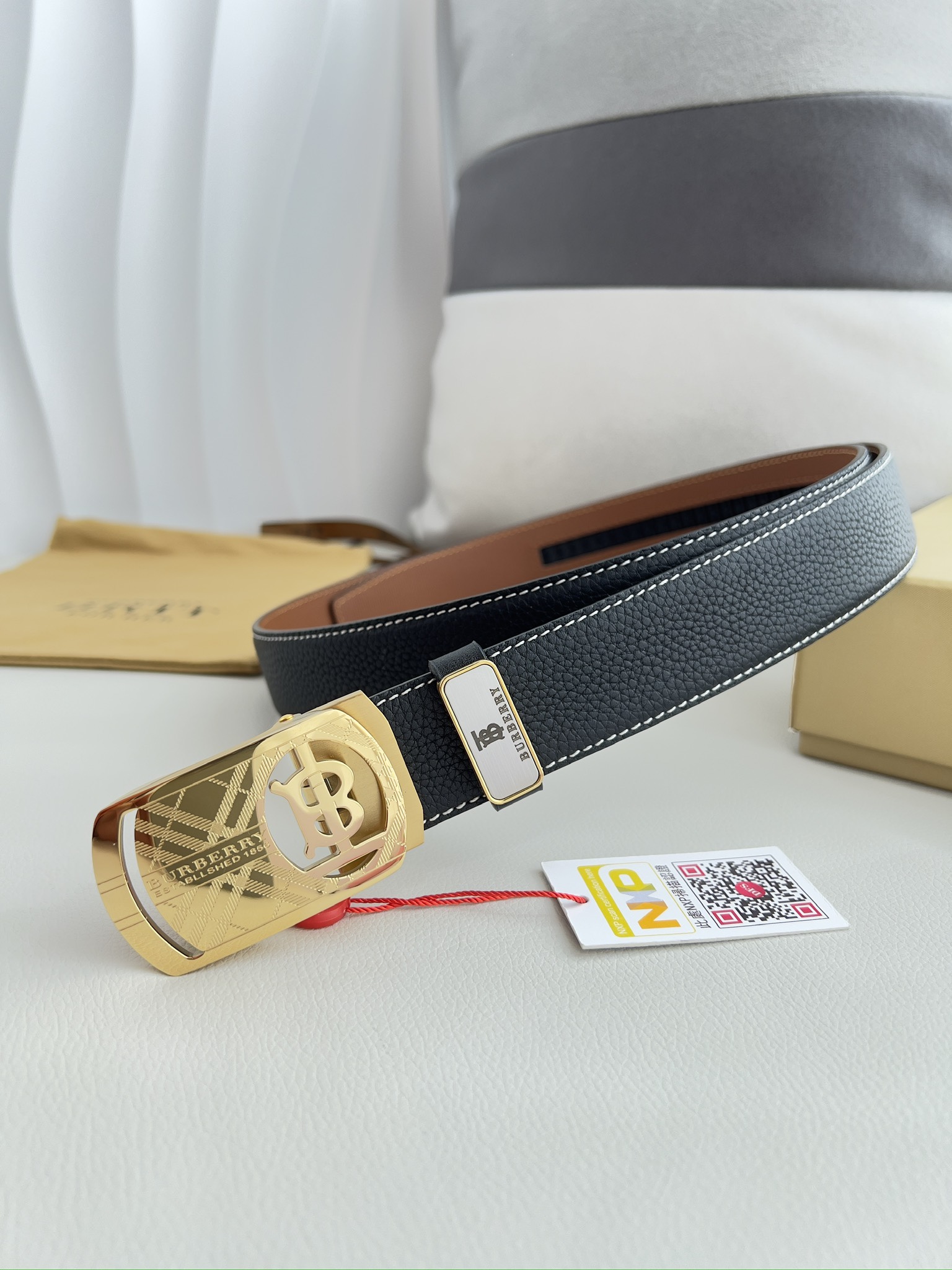 Burberry belt-49